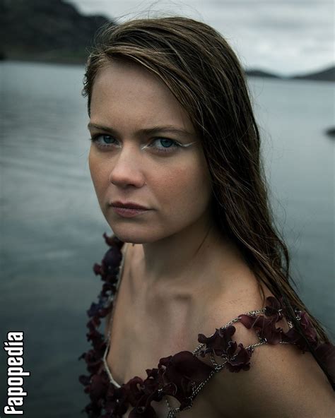 Hera Hilmar nude